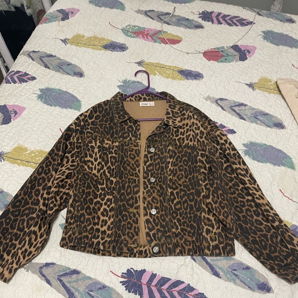 Cute Cheetah Jean Jacket - Picture 1 of 1